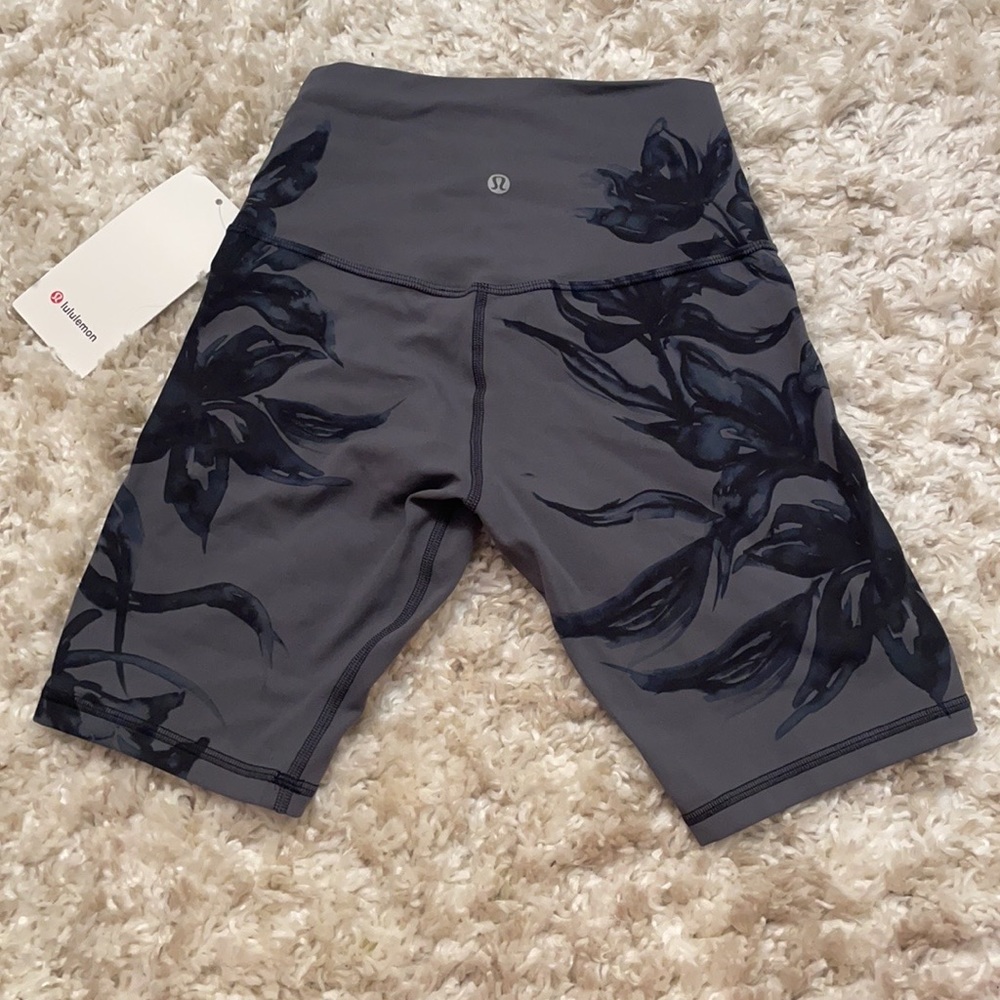 LULULEMON ALIGN™ HIGH-RISE SHORT 8"